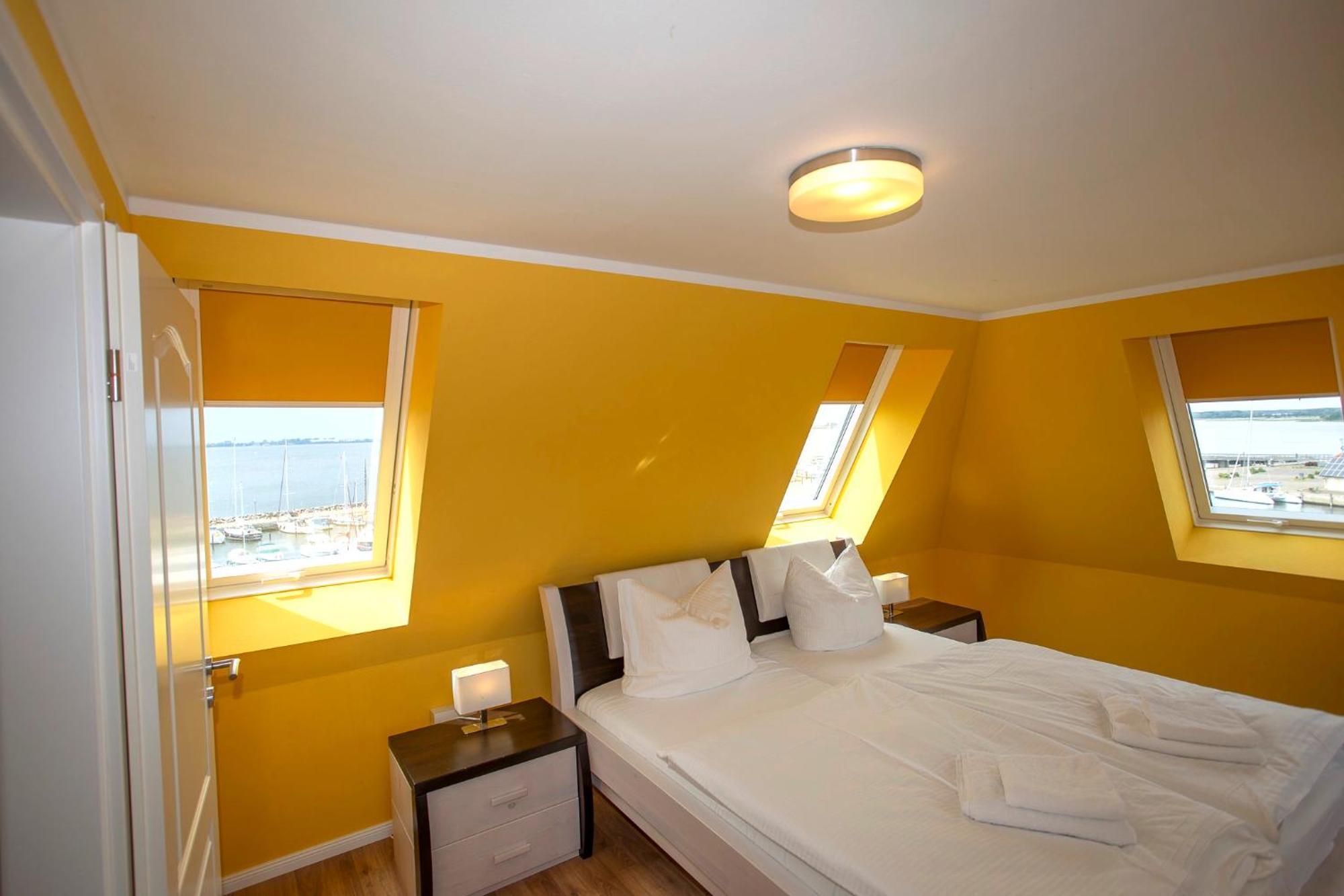 Ferienwohnung Wiek Im Hafenkieker Wiek auf Rügen エクステリア 写真