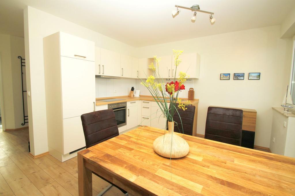 Ferienwohnung Wiek Im Hafenkieker Wiek auf Rügen 部屋 写真